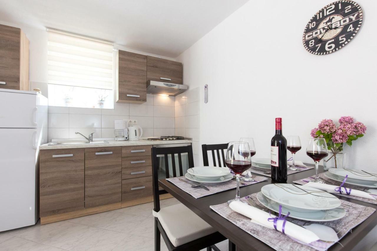Apartman Marija 218 Risika Eksteriør bilde